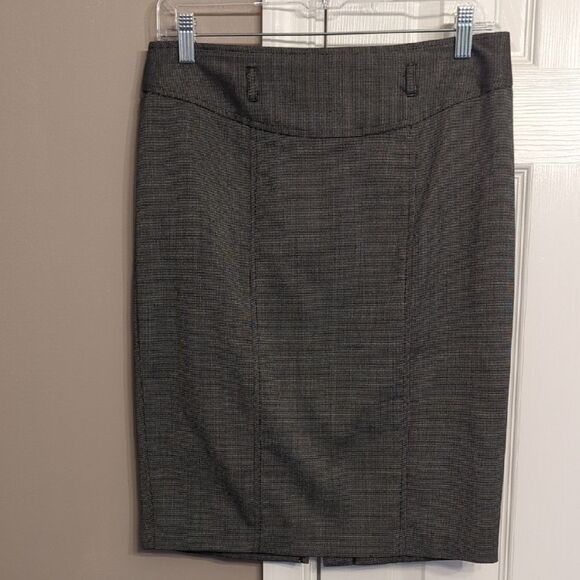 Source Unknown Dresses & Skirts - Gray & black Pencil Skirt - Professional Women's Workwear
